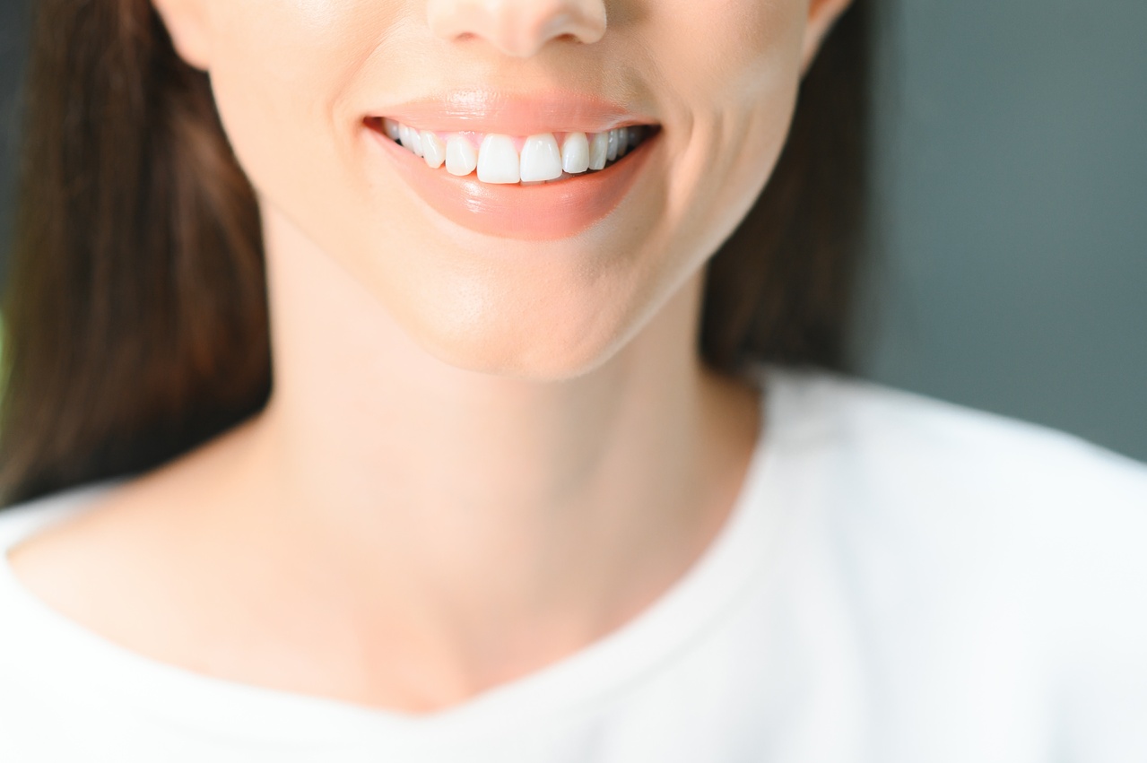 Modern Dentistry Restores